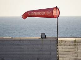 Supertubos Beach Hostel