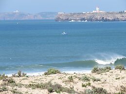 Supertubos Beach Hostel