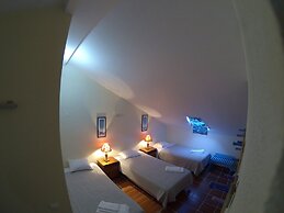 Supertubos Beach Hostel