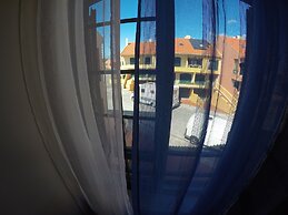 Supertubos Beach Hostel