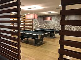 CN Tower View Design apart 3BD-2BA DT