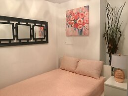 CN Tower View Design apart 3BD-2BA DT