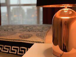 A&A Suites Magnificent 3-BD apt in DT