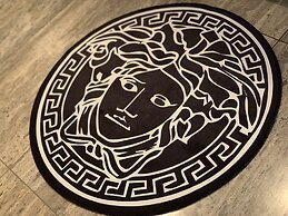 A&A Suites Magnificent 3-BD apt in DT