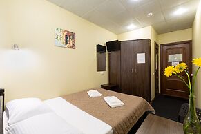 Mini-Hotel Entrance N2