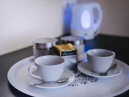 Mini-Hotel Entrance N2