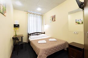 Mini-Hotel Entrance N2