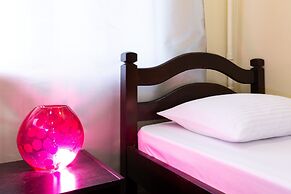 Mini-Hotel Entrance N2