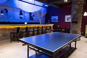 Cacique Inacayal Lake & Spa Hotel