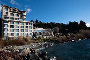 Cacique Inacayal Lake & Spa Hotel