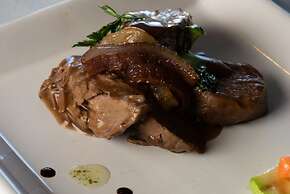 Cacique Inacayal Lake & Spa Hotel