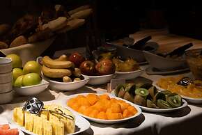 Cacique Inacayal Lake & Spa Hotel