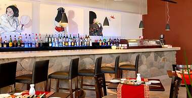 Cacique Inacayal Lake & Spa Hotel