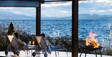 Cacique Inacayal Lake & Spa Hotel