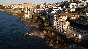 Cacique Inacayal Lake & Spa Hotel