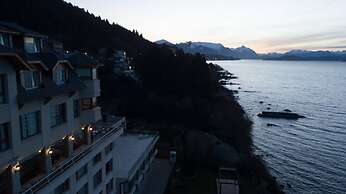 Cacique Inacayal Lake & Spa Hotel