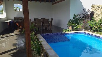 Paradise Point Views