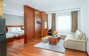 Sunny Ocean Hotel & Spa