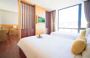 Sunny Ocean Hotel & Spa