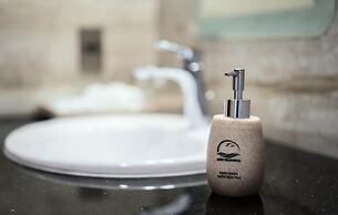 Sunny Ocean Hotel & Spa