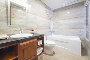 Sunny Ocean Hotel & Spa