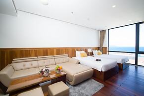 Sunny Ocean Hotel & Spa