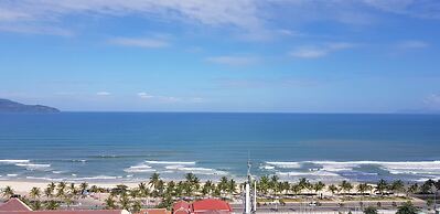 Sunny Ocean Hotel & Spa