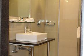 Brilliant Hotel & Convention Center