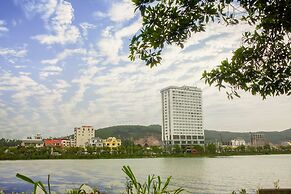 Central Luxury Ha Long Hotel
