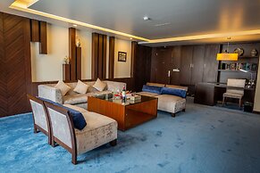 Central Luxury Ha Long Hotel