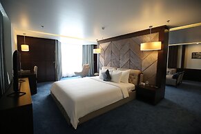 Central Luxury Ha Long Hotel