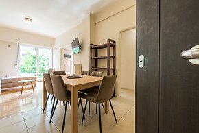 Victoria Familia Apartments