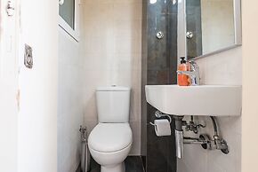 Victoria Familia Apartments