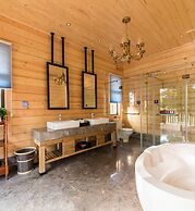 Midea Egret Lake Car Camp