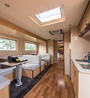 Midea Egret Lake Car Camp