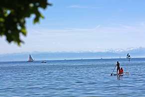 Schiff am See