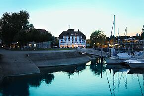 Schiff am See