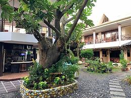 St Vincent Cottages Dee and Timmy Side