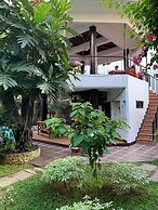 St Vincent Cottages Dee and Timmy Side