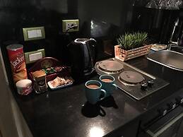 Pool View Apart At British Resort 221