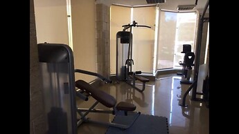 Pool View Apart At British Resort 221