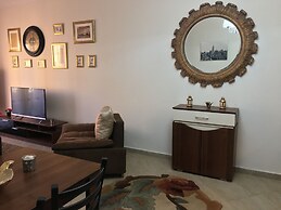 Pool View Apart At British Resort 1334