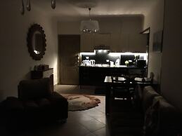 Pool View Apart At British Resort 1334