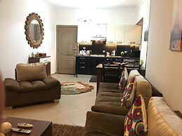 Pool View Apart At British Resort 1334