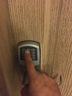 Pool View Apart At British Resort 1334