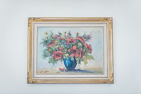 Victoria Queens Palace Apartments