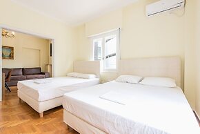 Victoria Queens Palace Apartments