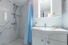 Victoria Queens Palace Apartments