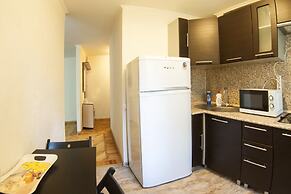 Domumetro na K.Simonova