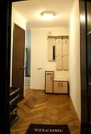 Domumetro na K.Simonova